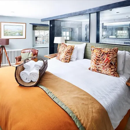 The Dalesman Country イン