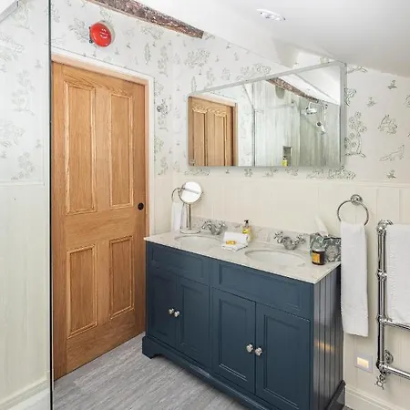 The Dalesman Country イン 4*