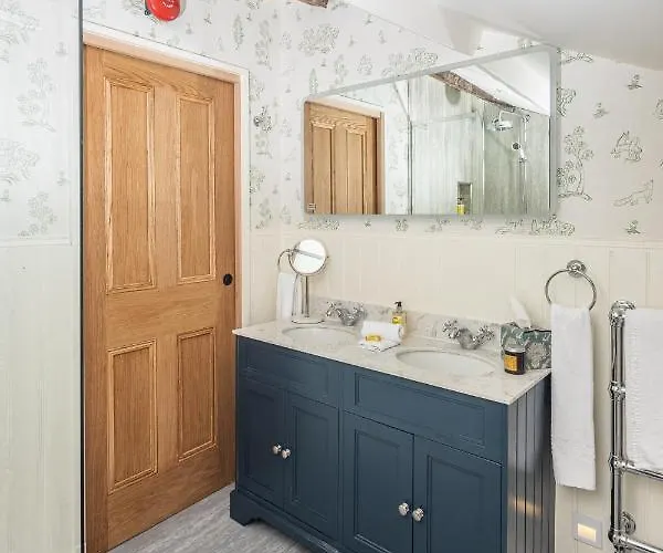 The Dalesman Country Inn 4*